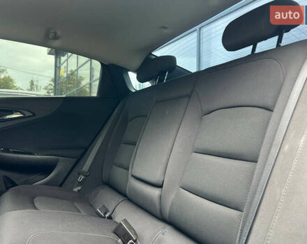 Серый Шевроле Малибу, объемом двигателя 1.49 л и пробегом 323 тыс. км за 11500 $, фото 21 на Automoto.ua