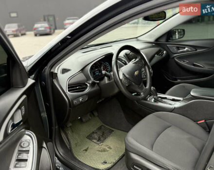 Серый Шевроле Малибу, объемом двигателя 1.49 л и пробегом 170 тыс. км за 11500 $, фото 7 на Automoto.ua