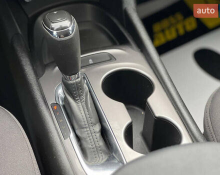 Серый Шевроле Малибу, объемом двигателя 1.49 л и пробегом 323 тыс. км за 11500 $, фото 16 на Automoto.ua