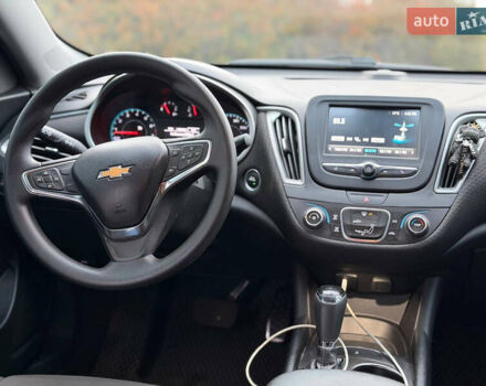 Серый Шевроле Малибу, объемом двигателя 1.49 л и пробегом 84 тыс. км за 9999 $, фото 39 на Automoto.ua