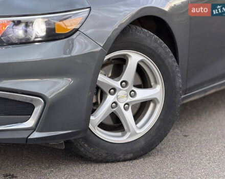 Серый Шевроле Малибу, объемом двигателя 1.49 л и пробегом 84 тыс. км за 9999 $, фото 5 на Automoto.ua