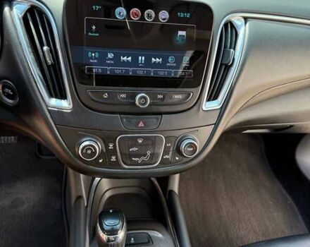 Сірий Шевроле Малібу, об'ємом двигуна 1.49 л та пробігом 72 тис. км за 12500 $, фото 14 на Automoto.ua