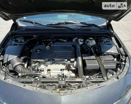 Серый Шевроле Малибу, объемом двигателя 2 л и пробегом 145 тыс. км за 2000 $, фото 27 на Automoto.ua