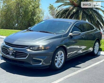 Серый Шевроле Малибу, объемом двигателя 2 л и пробегом 145 тыс. км за 2000 $, фото 2 на Automoto.ua