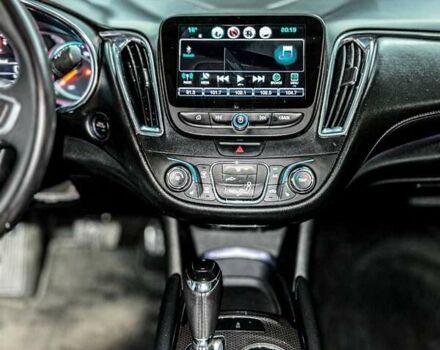 Сірий Шевроле Малібу, об'ємом двигуна 1.49 л та пробігом 72 тис. км за 12500 $, фото 28 на Automoto.ua