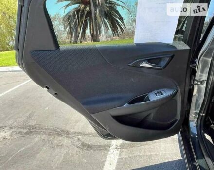 Серый Шевроле Малибу, объемом двигателя 2 л и пробегом 145 тыс. км за 2000 $, фото 20 на Automoto.ua