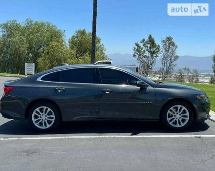 Серый Шевроле Малибу, объемом двигателя 2 л и пробегом 145 тыс. км за 2000 $, фото 7 на Automoto.ua