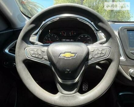 Серый Шевроле Малибу, объемом двигателя 2 л и пробегом 145 тыс. км за 2000 $, фото 13 на Automoto.ua