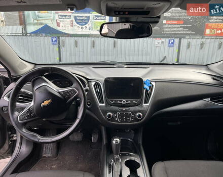 Сірий Шевроле Малібу, об'ємом двигуна 1.8 л та пробігом 117 тис. км за 9200 $, фото 13 на Automoto.ua