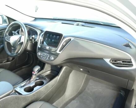 Сірий Шевроле Малібу, об'ємом двигуна 1.5 л та пробігом 3 тис. км за 12500 $, фото 9 на Automoto.ua