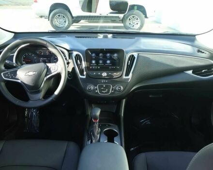 Сірий Шевроле Малібу, об'ємом двигуна 1.5 л та пробігом 3 тис. км за 12500 $, фото 11 на Automoto.ua