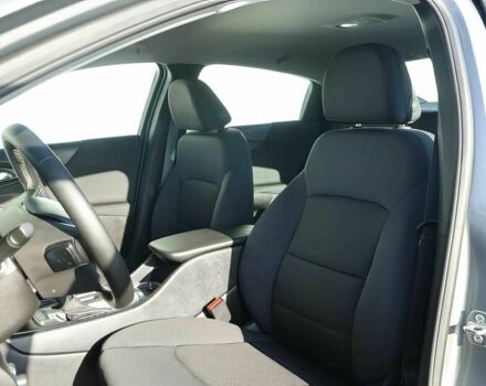 Сірий Шевроле Малібу, об'ємом двигуна 1.5 л та пробігом 3 тис. км за 12500 $, фото 10 на Automoto.ua