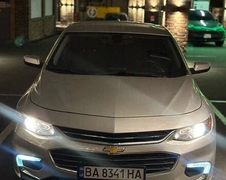 Серый Шевроле Малибу, объемом двигателя 1.49 л и пробегом 118 тыс. км за 12000 $, фото 1 на Automoto.ua