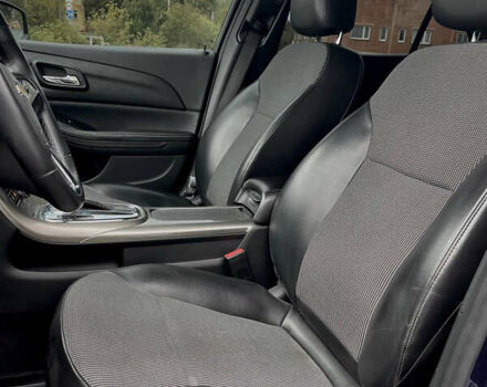 Шевроле Малибу 2012 в Ровно на Automoto.ua Синий Шевроле Малибу, объемом двигателя 2.38 л и пробегом 98 тыс. км за 9500 $, фото 9 на Automoto.ua