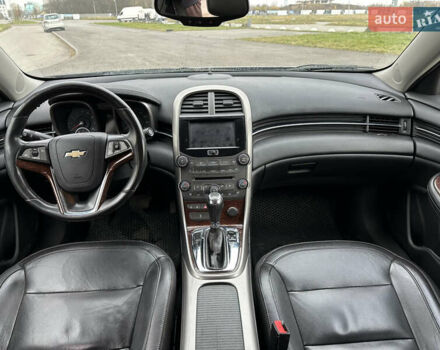 Синий Шевроле Малибу, объемом двигателя 2.46 л и пробегом 218 тыс. км за 6500 $, фото 13 на Automoto.ua