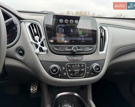 Синій Шевроле Малібу, об'ємом двигуна 1.8 л та пробігом 109 тис. км за 15500 $, фото 12 на Automoto.ua