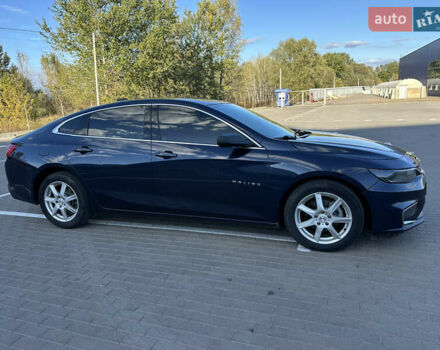 Синій Шевроле Малібу, об'ємом двигуна 1.49 л та пробігом 128 тис. км за 12500 $, фото 4 на Automoto.ua