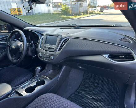 Синій Шевроле Малібу, об'ємом двигуна 1.49 л та пробігом 128 тис. км за 12500 $, фото 22 на Automoto.ua