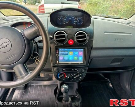 Белый Шевроле Матиз, объемом двигателя 0.8 л и пробегом 123 тыс. км за 2900 $, фото 2 на Automoto.ua