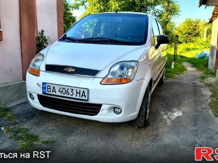 Білий Шевроле Матіз, об'ємом двигуна 0.8 л та пробігом 130 тис. км за 2499 $, фото 1 на Automoto.ua