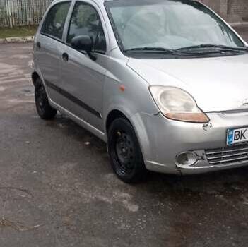 Серый Шевроле Матиз, объемом двигателя 0.8 л и пробегом 218 тыс. км за 2650 $, фото 1 на Automoto.ua