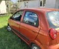 Помаранчевий Шевроле Матіз, об'ємом двигуна 1 л та пробігом 174 тис. км за 3000 $, фото 4 на Automoto.ua
