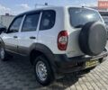 Белый Шевроле Нива, объемом двигателя 1.7 л и пробегом 98 тыс. км за 7200 $, фото 1 на Automoto.ua