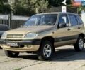 Бежевый Шевроле Нива, объемом двигателя 1.7 л и пробегом 104 тыс. км за 3499 $, фото 1 на Automoto.ua