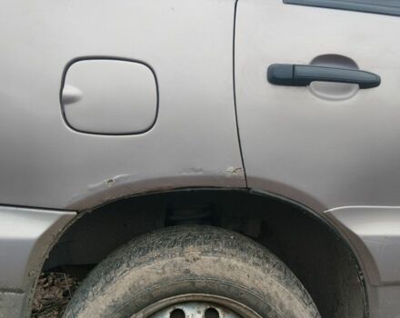 Бежевый Шевроле Нива, объемом двигателя 1.7 л и пробегом 444 тыс. км за 2700 $, фото 7 на Automoto.ua