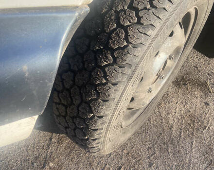 Бежевый Шевроле Нива, объемом двигателя 1.7 л и пробегом 150 тыс. км за 3800 $, фото 7 на Automoto.ua