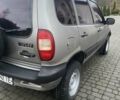 Бежевий Шевроле Нива, об'ємом двигуна 1.7 л та пробігом 160 тис. км за 4200 $, фото 5 на Automoto.ua