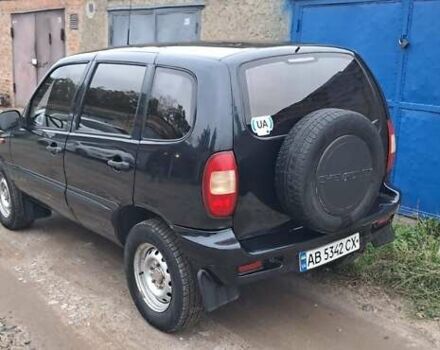 Черный Шевроле Нива, объемом двигателя 1.7 л и пробегом 210 тыс. км за 3300 $, фото 1 на Automoto.ua