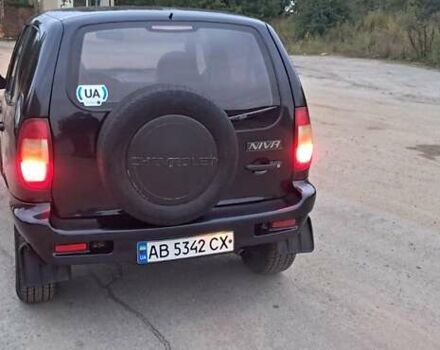 Черный Шевроле Нива, объемом двигателя 1.7 л и пробегом 210 тыс. км за 3300 $, фото 5 на Automoto.ua