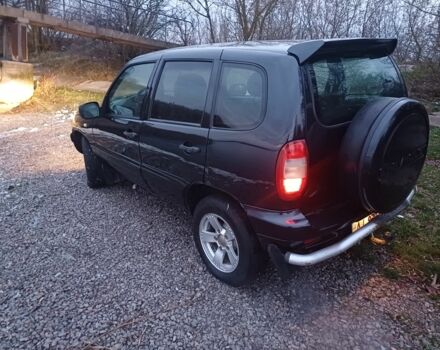 Черный Шевроле Нива, объемом двигателя 1 л и пробегом 234 тыс. км за 3300 $, фото 3 на Automoto.ua