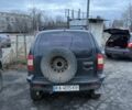 Черный Шевроле Нива, объемом двигателя 1.7 л и пробегом 200 тыс. км за 1307 $, фото 3 на Automoto.ua