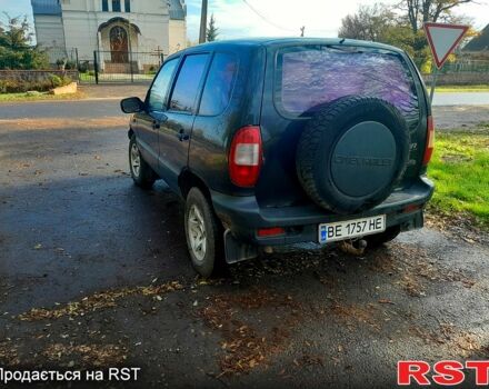 Черный Шевроле Нива, объемом двигателя 1.7 л и пробегом 160 тыс. км за 2999 $, фото 3 на Automoto.ua
