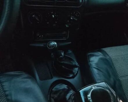 Черный Шевроле Нива, объемом двигателя 1.69 л и пробегом 180 тыс. км за 3300 $, фото 13 на Automoto.ua