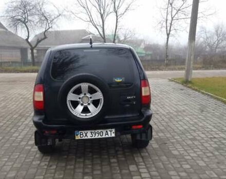 Чорний Шевроле Нива, об'ємом двигуна 0 л та пробігом 230 тис. км за 2700 $, фото 2 на Automoto.ua