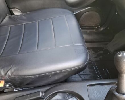 Черный Шевроле Нива, объемом двигателя 1.7 л и пробегом 36 тыс. км за 5900 $, фото 4 на Automoto.ua