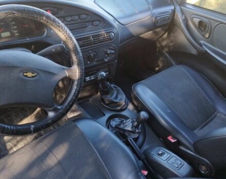 Чорний Шевроле Нива, об'ємом двигуна 1.7 л та пробігом 240 тис. км за 2500 $, фото 4 на Automoto.ua
