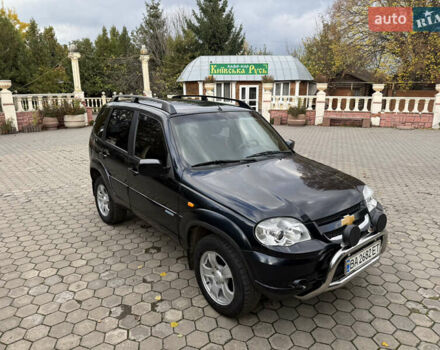 Шевроле Нива 2010 у Вінниці на Automoto.ua Чорний Шевроле Нива, об'ємом двигуна 1.7 л та пробігом 50 тис. км за 6850 $, фото 3 на Automoto.ua