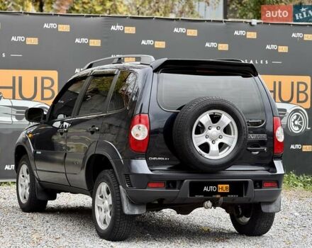 Черный Шевроле Нива, объемом двигателя 1.8 л и пробегом 90 тыс. км за 6700 $, фото 3 на Automoto.ua