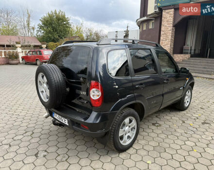 Шевроле Нива 2010 у Вінниці на Automoto.ua Чорний Шевроле Нива, об'ємом двигуна 1.7 л та пробігом 50 тис. км за 6850 $, фото 17 на Automoto.ua