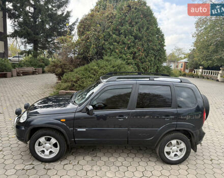 Шевроле Нива 2010 у Вінниці на Automoto.ua Чорний Шевроле Нива, об'ємом двигуна 1.7 л та пробігом 50 тис. км за 6850 $, фото 10 на Automoto.ua