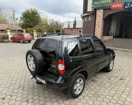 Шевроле Нива 2010 у Вінниці на Automoto.ua Чорний Шевроле Нива, об'ємом двигуна 1.7 л та пробігом 50 тис. км за 6850 $, фото 19 на Automoto.ua