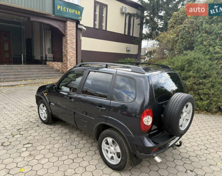 Шевроле Нива 2010 у Вінниці на Automoto.ua Чорний Шевроле Нива, об'ємом двигуна 1.7 л та пробігом 50 тис. км за 6850 $, фото 14 на Automoto.ua