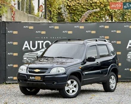 Черный Шевроле Нива, объемом двигателя 1.8 л и пробегом 90 тыс. км за 6700 $, фото 2 на Automoto.ua