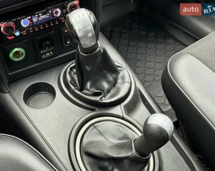 Черный Шевроле Нива, объемом двигателя 1.8 л и пробегом 90 тыс. км за 6700 $, фото 18 на Automoto.ua