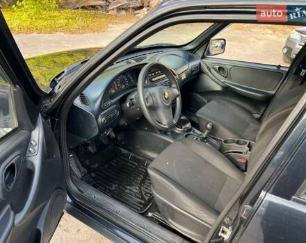 Шевроле Нива 2015 у Дніпро (Дніпропетровську) на Automoto.ua Чорний Шевроле Нива, об'ємом двигуна 1.69 л та пробігом 187 тис. км за 6700 $, фото 17 на Automoto.ua