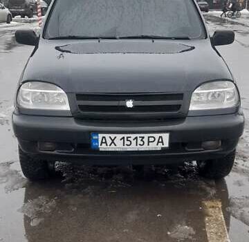 Черный Шевроле Нива, объемом двигателя 1.7 л и пробегом 58 тыс. км за 3950 $, фото 1 на Automoto.ua
